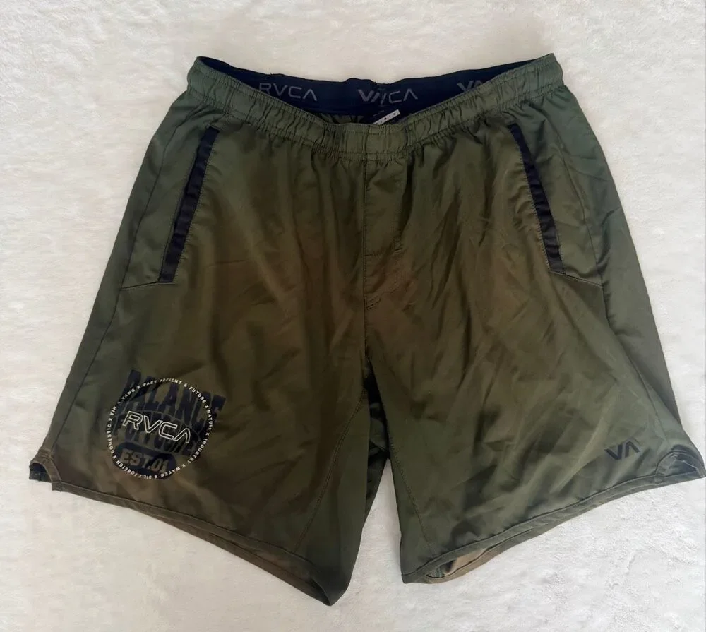 RVCA Men’s Olive Green Athletic Performance Shorts Size M Logo Drawstring